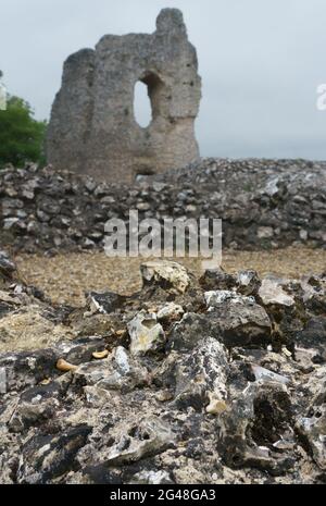 caccia, re, regine, storico, lapidei, muri spessi, assedio, cavaliere, tenere, alloggio di caccia, signore, re, torre, fossato, ponte levatoio, dungeon, fortezza Foto Stock