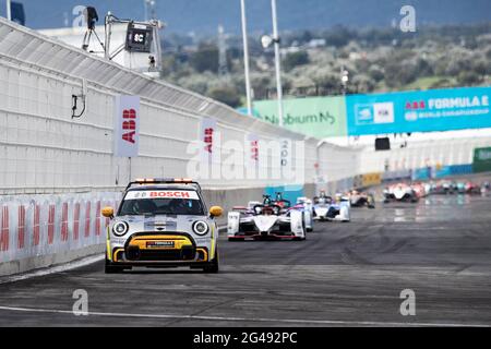 Auto di sicurezza durante l'ePrix di Puebla 2021, 5° appuntamento del Campionato del mondo di Formula e 2020-21, sull'Autodromo Miguel E. Abed dal 18 al 20 giugno, a Puebla, Messico - Foto Xavi Bonilla/DPPI Foto Stock