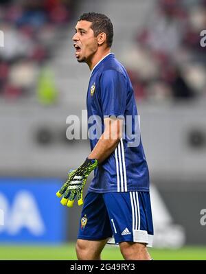 Doha, Qatar. 19 giugno 2021. Il portiere libico Mohamed Nashnush reagisce durante la partita di calcio del turno di qualificazione della Coppa araba FIFA Qatar 2021 a Doha, Qatar, 19 giugno 2021. Credit: Nikku /Xinhua/Alamy Live News Foto Stock