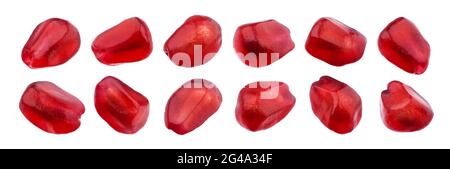 I semi di melograno isolati su sfondo bianco, close-up Foto Stock