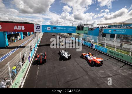 Partenza 22 Rowland Oliver (gbr), Nissan e.dams, Nissan IM02, azione 48 Mortara Edoardo (swi), ROKIT Venturi Racing, Mercedes-Benz EQ Silver Arrow 02, azione durante l'ePrix Puebla 2021, 5° incontro del Campionato del mondo di Formula e 2020-21, sull'autodromo Miguel E. Abed dal 18 al 20 giugno, A Puebla, Messico - Photo Germain Hazard / DPPI / LiveMedia Foto Stock