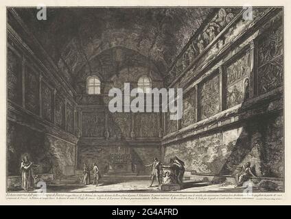 Interno della Chiesa di Sant'urbano a Roma; Veduta interna dell'Antico Tempio di Bacco in oggi Chiesa di S. Urbano due miglia distante da Roma fuori di porta S. Sebastiano; volti su Roma; Vedute di Roma Disegnate ed incise da Giambattista Piranesi architetto (Nez) Iano. Vista della Chiesa di Sant'urbano a Roma (originariamente era un tempio di epoca romana, costruito sotto l'imperatore Marco Aurelio. Chiamato Bacco su un tempio di stampa). Titolo e lettere esplicative in undermarge. Foto Stock