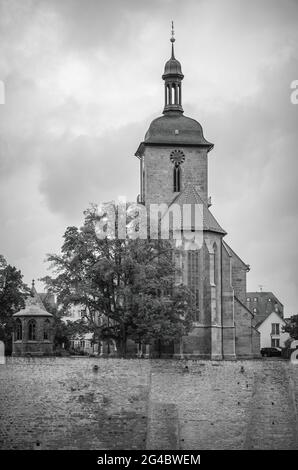 Chiesa di Regiswindis a Lauffen am Neckar, regione di Heilbronn, Baden-Württemberg, Germania. Foto Stock