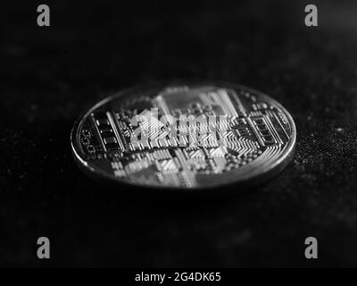 Immagine in scala di grigi della valuta criptata Foto Stock