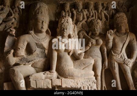 Il carving in Grotte di Ellora vicino a Aurangabad, nello stato del Maharashtra in India Foto Stock