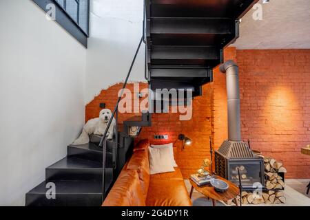 Elegante casa soggiorno interno in stile misto Foto Stock