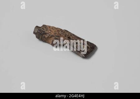 Frammento pin dal relitto del capo indiano orientale Hollandia. Utensili e strumenti, Segatura e vela, PIN; telaio o albero con montaggio lama, 3 fori rivettabili. Foto Stock