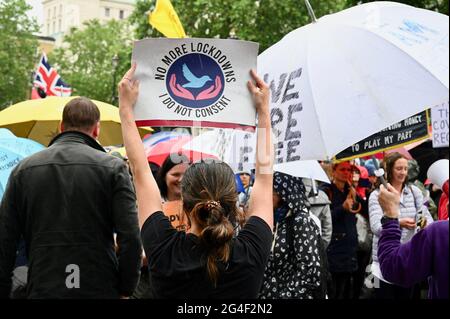 Londra, Regno Unito. 21 giugno 2021. Protesta contro il blocco, Piazza del Parlamento, Westminster. Credit: michael melia/Alamy Live News Foto Stock