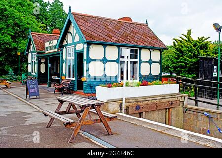 Murton Park Station ex stazione edificio da Wheldrake, Derwent Valley Railway, North Yorkshire, Inghilterra Foto Stock