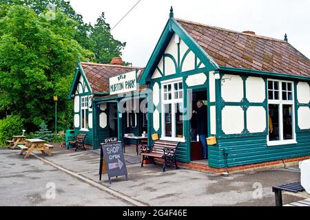 Murton Park Station ex stazione edificio da Wheldrake, Derwent Valley Railway, North Yorkshire, Inghilterra Foto Stock