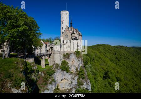 Castello di Lichtenstein, Honau, Alb sveva, Baden-Wuerttemberg, Germania Foto Stock