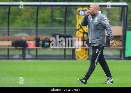 ROTTERDAM, PAESI BASSI - GIUGNO 21: Coach Arne slot di Feyenoord durante una sessione di formazione di Feyenoord a Varkenoord il 21 Giugno 2021 a Rotterdam, Paesi Bassi. (Foto di Yannick Verhoeven/Orange Pictures) Foto Stock