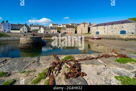 Vista del porto storico a Portsoy in Aberdeenshire sulla Moray firth, Scozia, Regno Unito Foto Stock