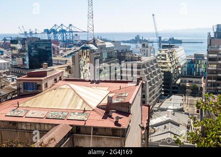 VALPARAISO, CILE - 29 MARZO 2015: Skyline di Valparaiso, Cile Foto Stock