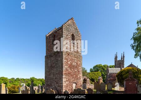 Vecchia torre colombaia nel vecchio cortile, Stenton Parish Church, East Lothian, Scozia Foto Stock