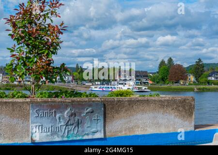 Traghetti sul fiume Reno tra Linz e Remagen, Renania-Palatinato, Germania Foto Stock