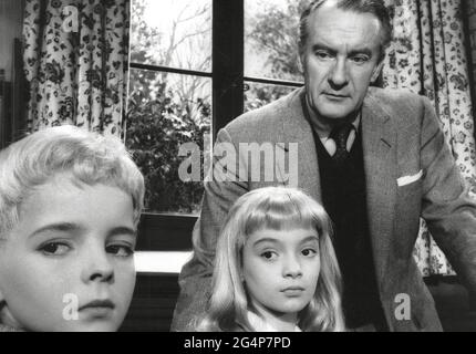 George Sanders, 'Village of the Damned' (1960) Loew's / riferimento file n. 34145-341THA Foto Stock