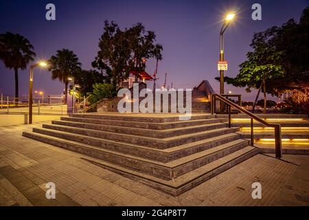 Scale per il ponte Victoria di notte a Townsville, Queensland, Australia Foto Stock