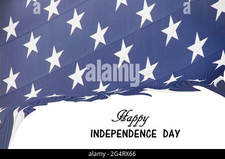 Stelle della bandiera americana il 4 luglio US Independence Day, banner con l'iscrizione Happy Independence Day su sfondo bianco. Foto Stock