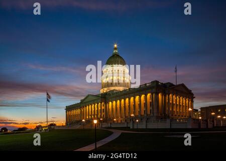 Campidoglio dello Utah al tramonto, Salt Lake City, Utah Foto Stock