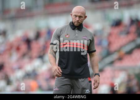 Leigh, Inghilterra - 19 Giugno 2021 - Leigh Legend Mickey Higham durante la Rugby League Betfred Super League Leigh Centurions vs Hull FC al Leigh Sports Village Stadium, Leigh, UK Dean Williams/Alamy Live News Foto Stock