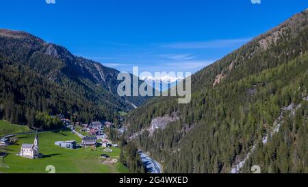 Una vista panoramica del villaggio alpino di Trafoi in Italia Alto Adige / Sudtirolo Alpi Bolzano provincia, Alto Adige, Italia Foto Stock