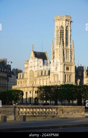 FRANCIA, PARIGI (75), SAINT-GERMAIN L'AUXERRAIS CHIESA, ADMIRAL DE COLIGNY STREET Foto Stock