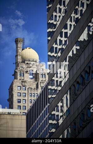 Stati Uniti, Illinois, Chicago: Nel centro della città, l'Intercontinental Magnificent Mile Hotel risale agli anni '20. Foto Stock