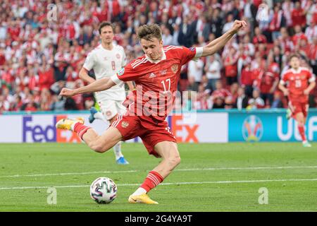 Aleksandr GOLOVIN (RUS) azione, fase di gruppo, turno preliminare gruppo B, partita M27, Russia (RUS) - Danimarca (DEN) 1: 4, il 21 giugno 2021 a Copenaghen/Danimarca. Football EM 2020 dal 06/11/2021 al 07/11/2021. Â Foto Stock