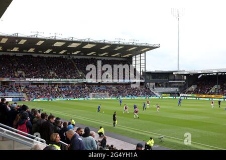 Folla allo stadio Turf Moor del Burnley Football Club a Lancashire, Inghilterra. Foto Stock