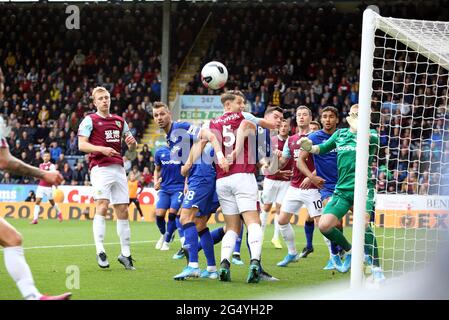 Folla allo stadio Turf Moor del Burnley Football Club a Lancashire, Inghilterra. Foto Stock