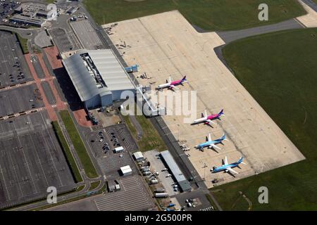 Vista aerea dell'aeroporto di Doncaster Sheffield, precedentemente Robin Hood, Doncaster Sheffield, South Yorkshire Foto Stock