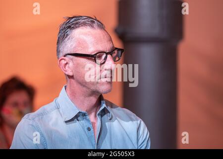 Roma, Italia. 24 Giugno 2021. Curatore e creatore della performance Olivier Saillard (Foto di Matteo Nardone/Pacific Press) Credit: Pacific Press Media Production Corp./Alamy Live News Foto Stock