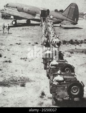 Foto d'archivio di un aereo da trasporto americano Curtiss Commando da 25 tonnellate. 1942 il Curtiss C-46 Commando è un aereo da trasporto a due motori derivato da Foto Stock