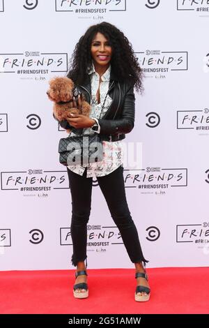 Sinitta, Comedy Central UKs FRIENSFEST - Arrivi VIP, Clapham Common, Londra, Regno Unito, 24 giugno 2021, Foto di Richard Goldschmidt Foto Stock