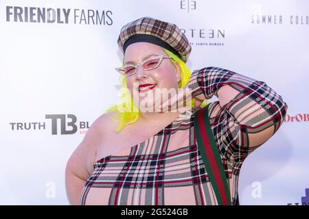 West Hollywood, Stati Uniti. 24 Giugno 2021. MargiePlus partecipa al 1° Pre-BET Awards Celebrity Gifting suite powered by Rocco's WeHo!, Los Angeles, CA il 24 giugno 2021 Credit: Eugene Powers/Alamy Live News Foto Stock