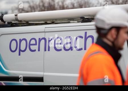 File foto datata 11/3/2020 di un pulmino Openreach presso il centro di formazione Openreach di Peterborough. Openreach ha delineato i piani per fornire una banda larga completa in fibra a 551 città e città in tutto il Regno Unito, coprendo circa cinque milioni di case e aziende. Data di emissione: Venerdì 25 giugno 2021. Foto Stock