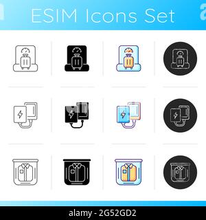 Set di icone del pacchetto essenziale per il viaggio in aereo Illustrazione Vettoriale