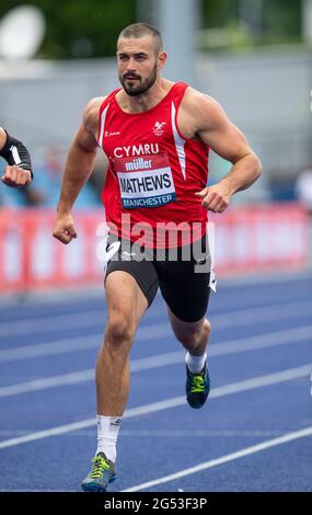 Manchester, Regno Unito. 25 Giugno 2021. MANCHESTER - INGHILTERRA 25/27 GIU 21: Curtis Matthews (Galles) in gara nel decathlon di 100m al Muller British Athletics Championships presso la Manchester Regional Arena, Manchester, Inghilterra dal 25 al 27 giugno 2021. Foto di Gary Mitchell Credit: Gary Mitchell, GMP Media/Alamy Live News Foto Stock