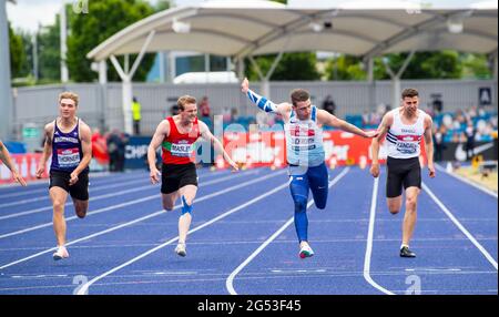 Manchester, Regno Unito. 25 Giugno 2021. MANCHESTER - INGHILTERRA 25/27 GIU 21: Ollie Thorner, Harry Maslen, Tim Duckworth e Harry Kendall si sfidano nel decathlon di 100 m al Muller British Athletics Championships presso la Manchester Regional Arena di Manchester, Inghilterra, dal 25 al 27 giugno 2021. Foto di Gary Mitchell Credit: Gary Mitchell, GMP Media/Alamy Live News Foto Stock