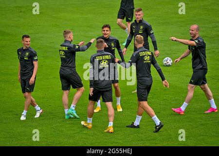 Praga, Repubblica Ceca. 25 Giugno 2021. La squadra di calcio ceca si allena Praga, Repubblica Ceca, 25 giugno 2021. Credit: Vit Simanek/CTK Photo/Alamy Live News Foto Stock