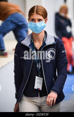 Parigi, Francia. 25 Giugno 2021. Jennifer SI È ALLE PORTE durante il Longines Global Champions Tour del 25 giugno 2021 a Parigi, Francia. Credit: Matthieu Mirville/ZUMA Wire/Alamy Live News Foto Stock