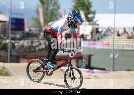 Natalia SUVOROVA del Comitato Olimpico Russo compete nella Coppa del mondo UCI BMX Supercross Round 1 alla BMX Olympic Arena l'8 maggio 2021 a Ver Foto Stock
