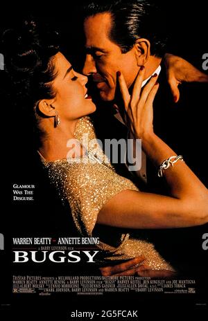 Bugsy (1991) diretto da Barry Levinson e interpretato da Warren Beatty, Annette BENING e Harvey Keitel. La storia di come il gangster di New York Benjamin 'Bugsy' Siegel ha iniziato Las Vegas. Foto Stock