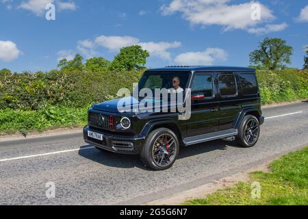 2020 nero Mercedes-Benz G Wagon SUV 3982cc benzina 9 velocità automatico, in rotta per Capesthorne Hall Classic maggio mostra auto, Cheshire, Regno Unito Foto Stock