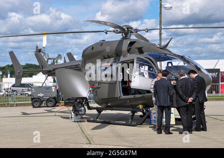 US Army EADS North America UH-72A elicottero Lakota alla fiera di Farnborough International Airshow 2012, UK. Area Associazione Industrie aerospaziali Foto Stock