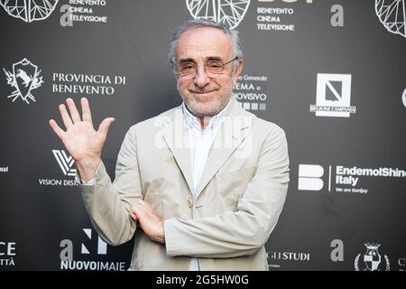 Benevento, Italia. 27 Giugno 2021. Silvio Orlando durante BCT - Festival Nazionale del Cinema e della Televisione 2021, intervista in Benevento, Italia, 27 giugno 2021 Credit: Independent Photo Agency/Alamy Live News Foto Stock