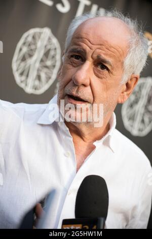 Benevento, Italia. 27 Giugno 2021. Toni Servillo durante BCT - Festival Nazionale del Cinema e della Televisione 2021, intervista in Benevento, Italia, 27 giugno 2021 Credit: Independent Photo Agency/Alamy Live News Foto Stock