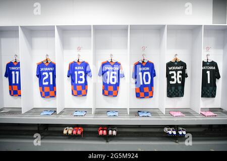 Buriram, Thailandia. 27 Giugno 2021. Uno spogliatoio del Port FC prima della partita della AFC Champions League 2021 Group J tra il Port FC e il Guangzhou F.C. allo stadio Buriram. (Punteggio finale; Port FC 3:0 Guangzhou F.C.) Credit: SOPA Images Limited/Alamy Live News Foto Stock
