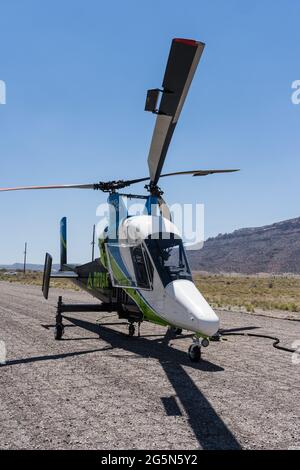 Un elicottero K-Max K-1200 Kaman che si prepara a decollo per combattere un incendio selvatico nello Utah. Foto Stock